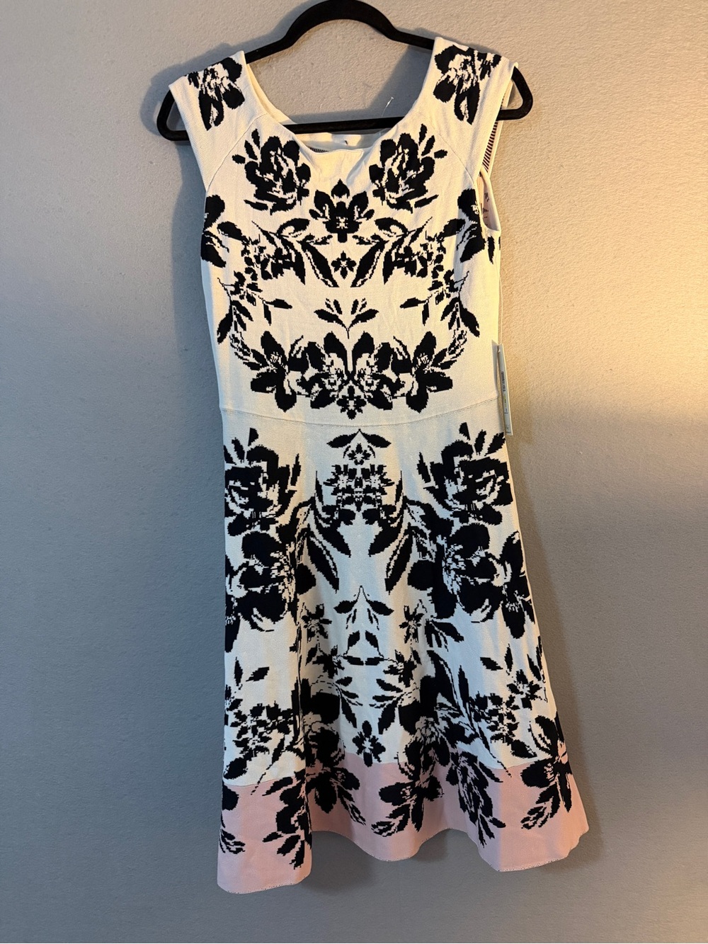 Eliza J Black and White Floral Fit-and-Flare Dress with Pink Hem NWT SZ M